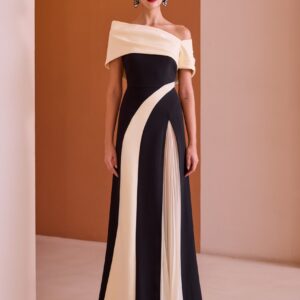 CARLA RUIZ blanco y negro